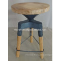 Tabouret pivotant industriel avec jambes en bois